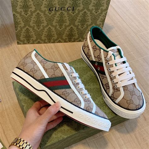 zapatos gucci sucios precio|tenis gucci para mujer.